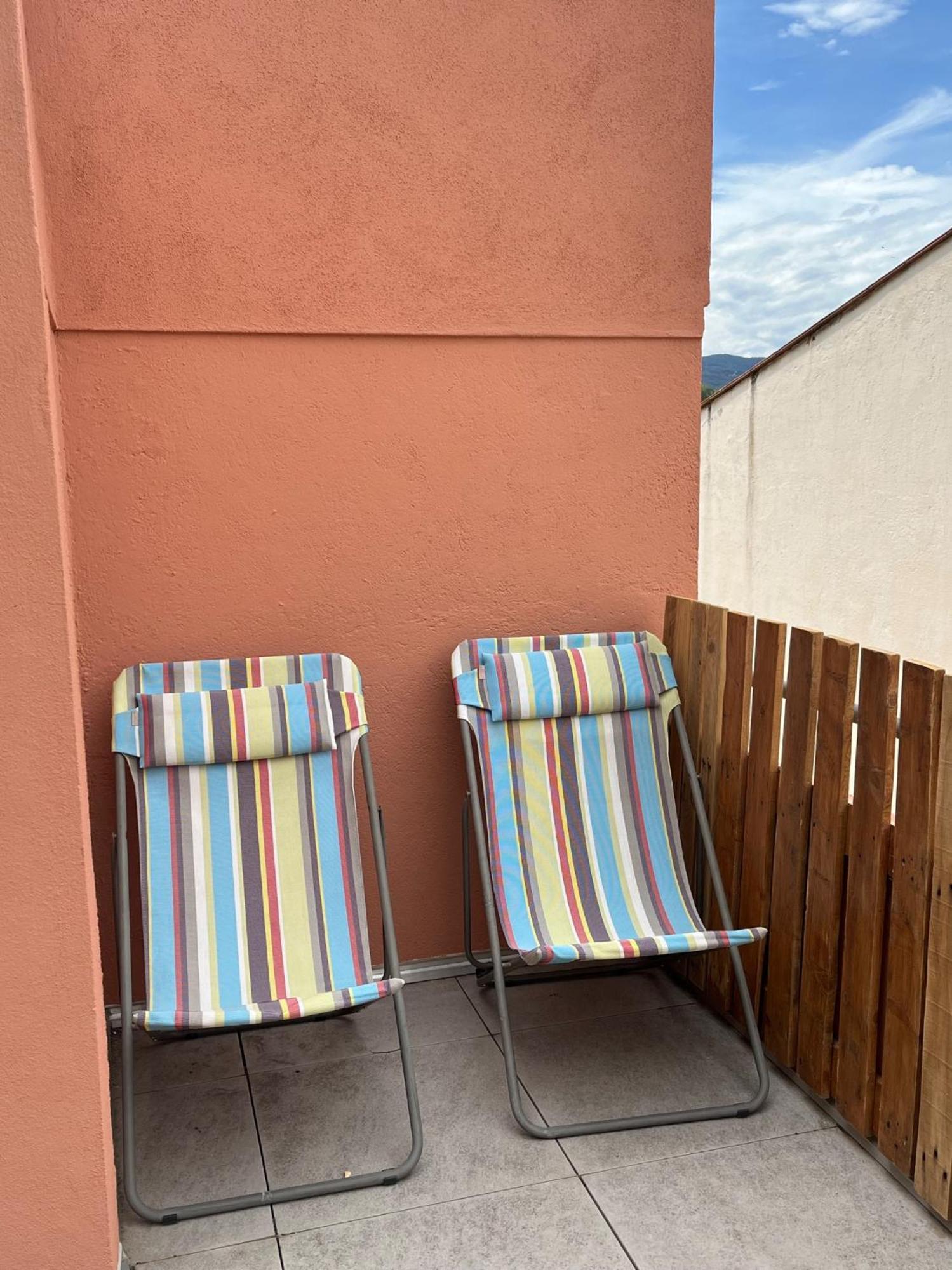 Au Coeur De Ville Avec Terrasse Ceret Bagian luar foto